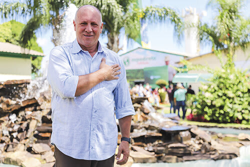 João Jaques revela dedicação em todas as áreas